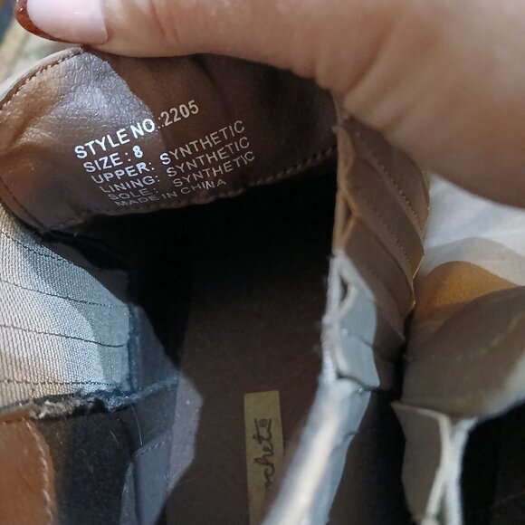 Size 8 women's bootie - Picture 6 of 8